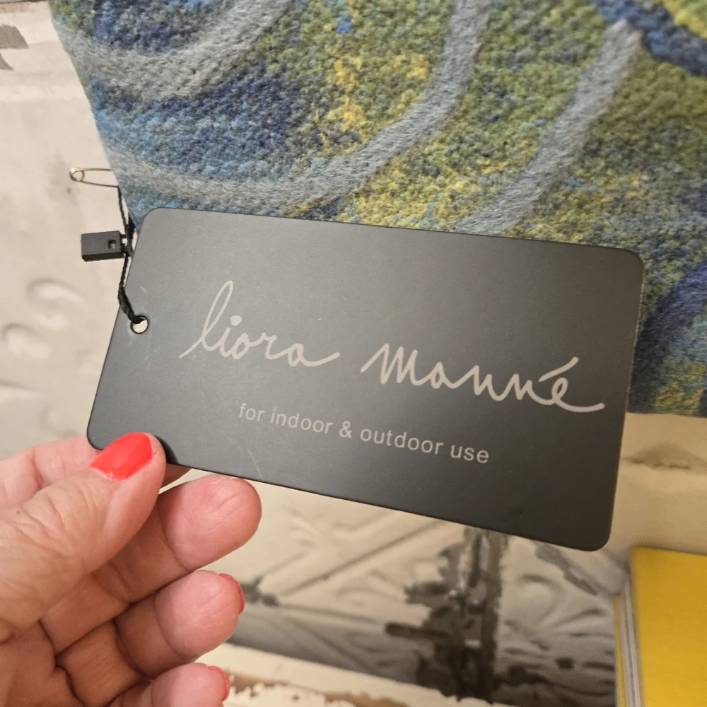 Liora Manne Visions 12
